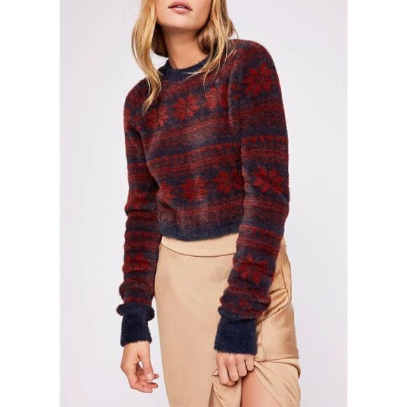 NWOT FREE PEOPLE FP ONE Sz S CROPPED FUZZY FAIRISLE PULLOVER SWEATER NAVY COMBO - Picture 1 of 11